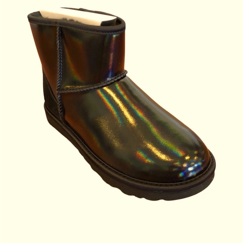 New Ugg Women's Classic Mini Iridescent Black Boot size 9